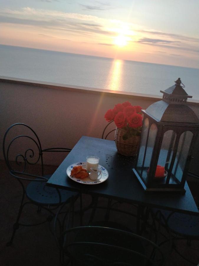 La Casa Al Mare Di Giulia Apartment